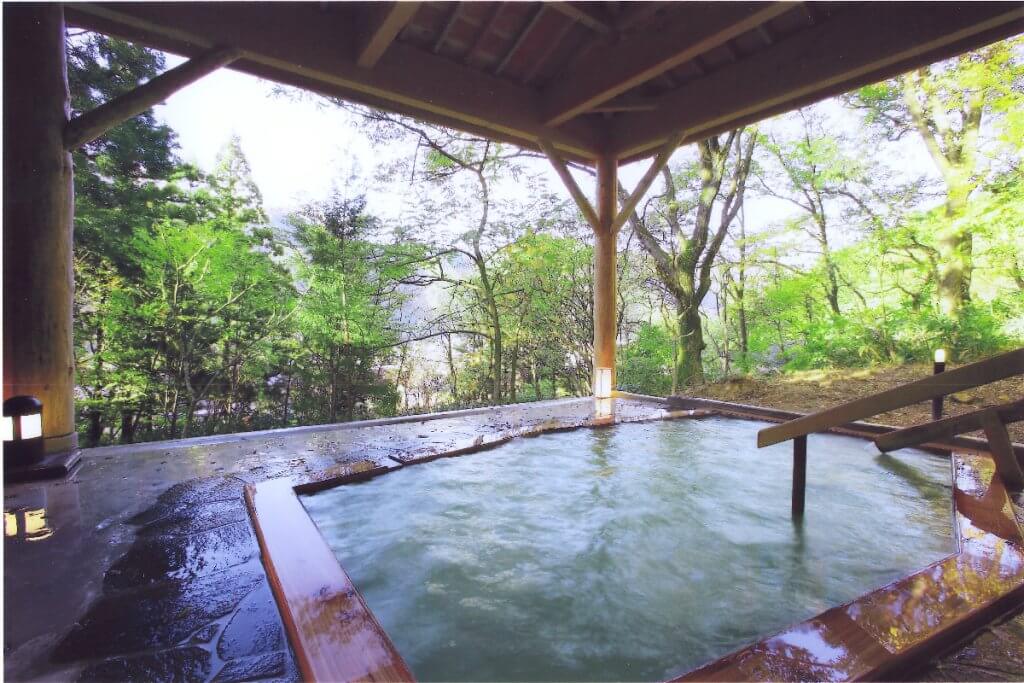 貸切露天風呂 茜の湯 のご紹介 元祖うなぎ湯の宿 ゆさや旅館 公式ホームページ